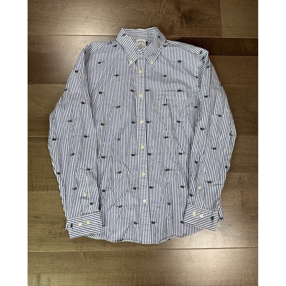 Brooks Brothers Men's Medium Regent Fit All‎ Over Sunglasses Print Button Down